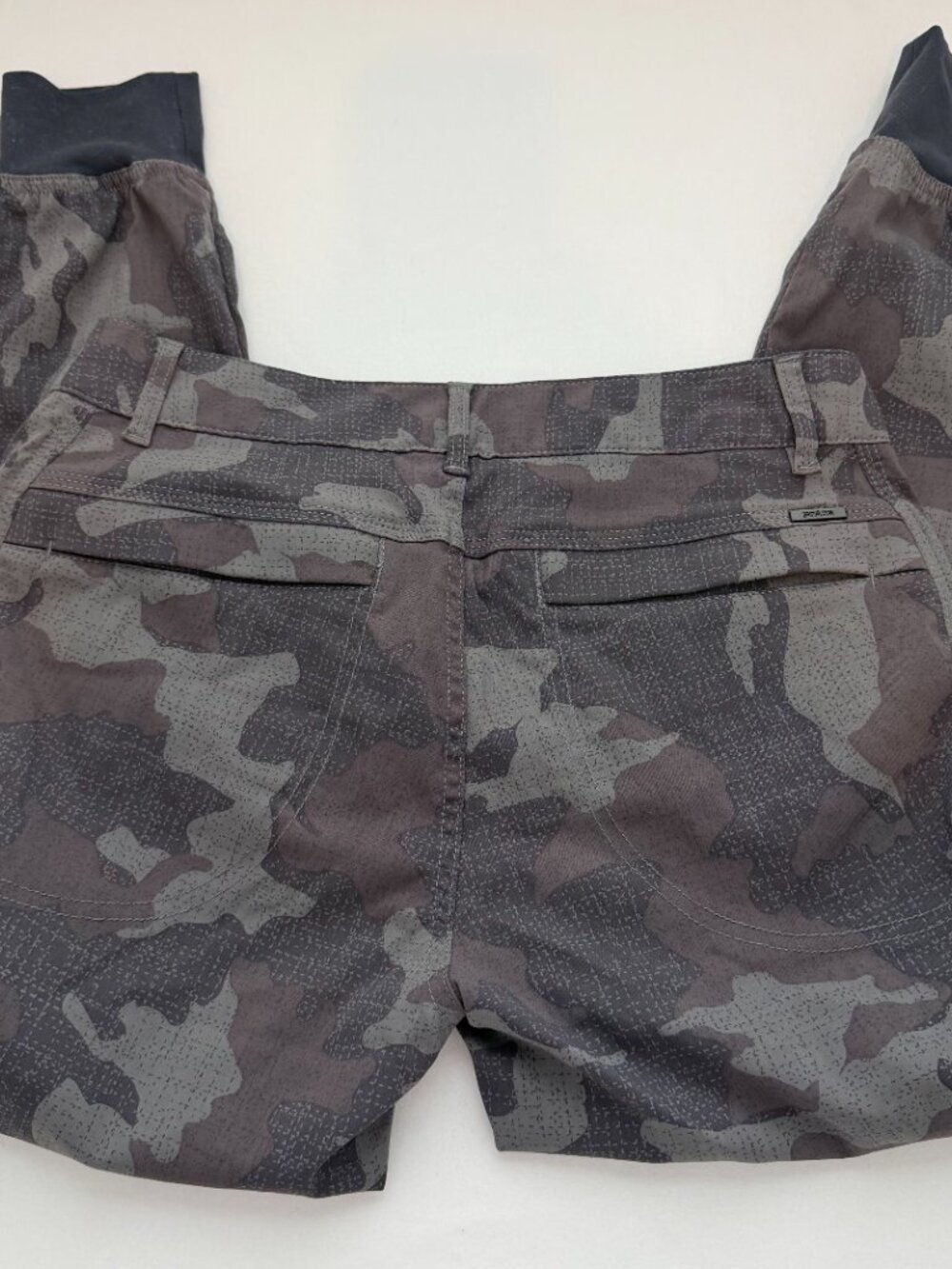 PrAna Camo Cargo Jogger Pants Women's Size 4 Gray Black Hiking Outdoor - Picture 4 of 10